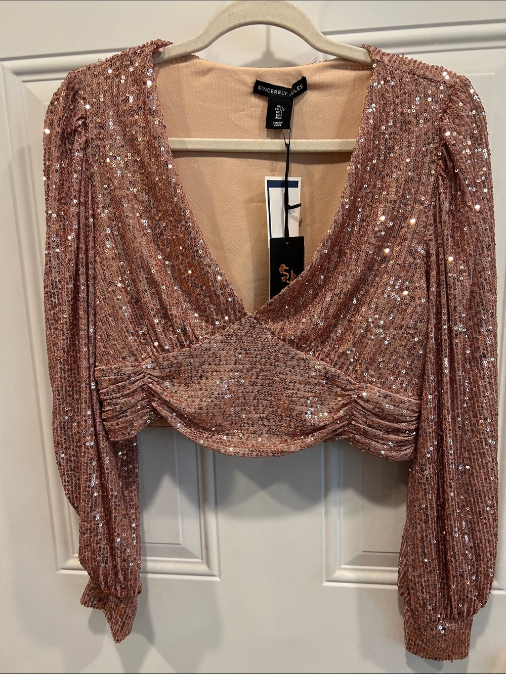 Sincerely Jules Rose Gold Sequin V-Neck Cropped Blouse Large